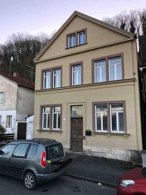 Mainblick Voll Ausgestattet, Kueche, Klima, Wanne Appartement *